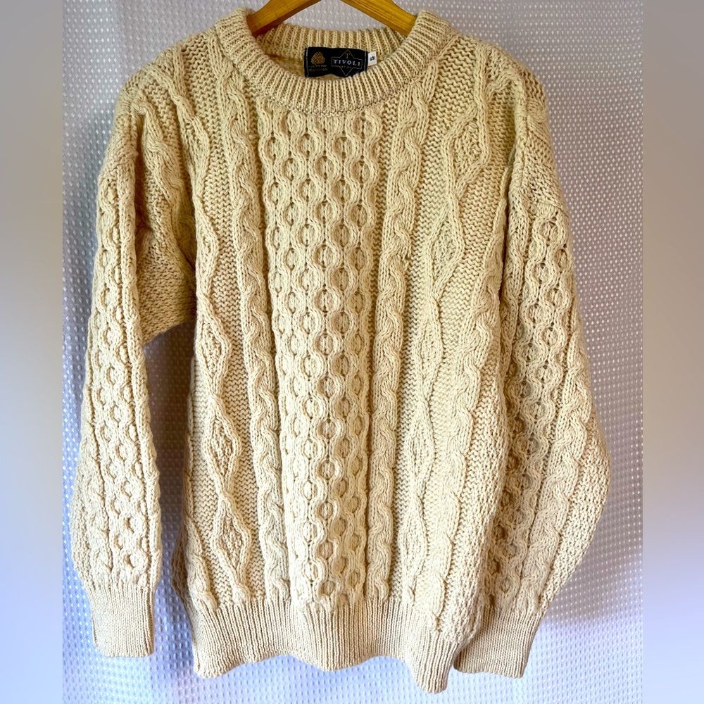 Tivoli Aran 100% Wool Chunky Cable Knit Crewneck Sweater; Mens Small, Oatmeal